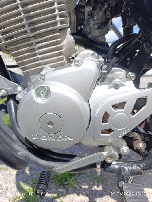 Мотоцикл Honda XR150l