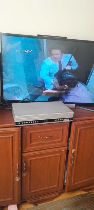 Magnetowid PHILIPS DVP3350V VHS/DVD COMBO , ładny stan - Okazja