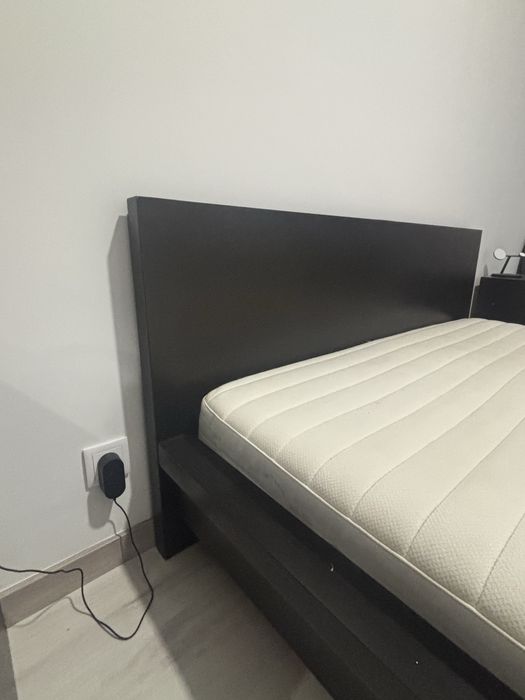 Cama Casal com Colchão | 200x140 | Ikea Malm