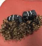 Cabelo curto ondulado 300gramas 100€