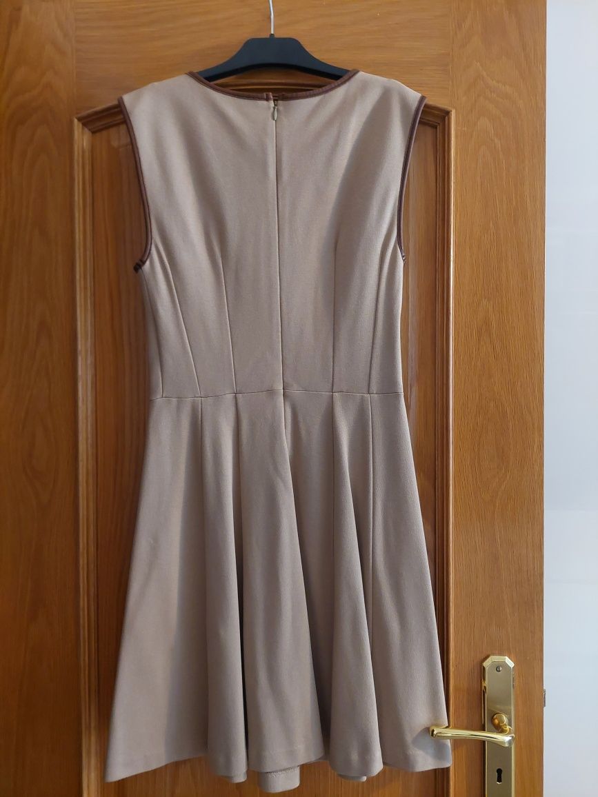 Vestido Bege Massimo Dutti