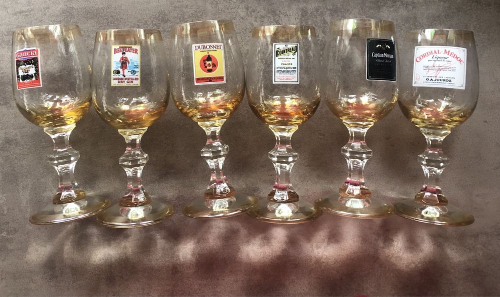 Kieliszki do wina PRL