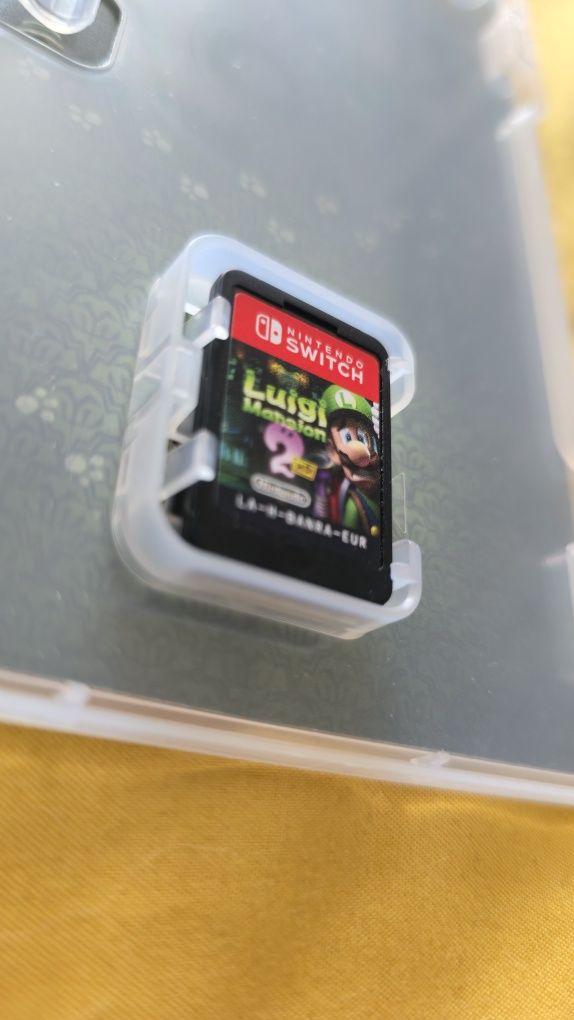 Luigi Mansion 2 HD raz użyta.