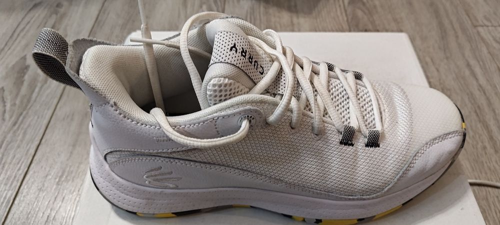 sneakersy do koszykówki Under Armour Curry 40.5 25.5 cm