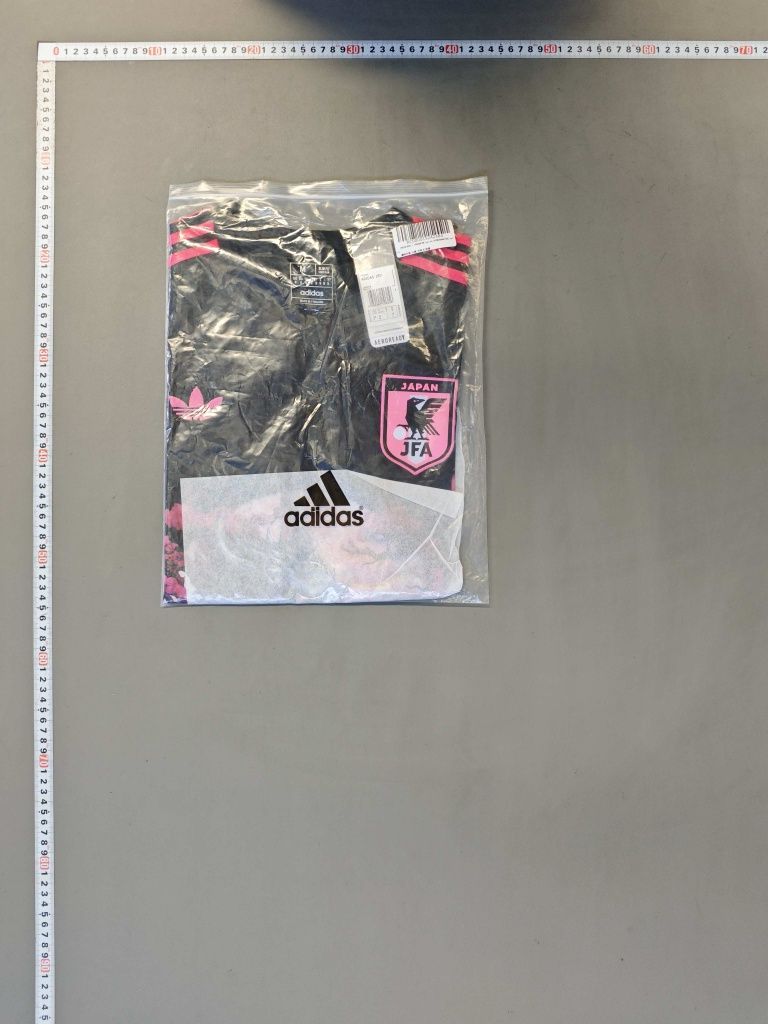 Camisola desportiva Adidas Japão