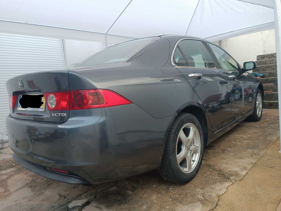 Honda Accord 2.2 cdti