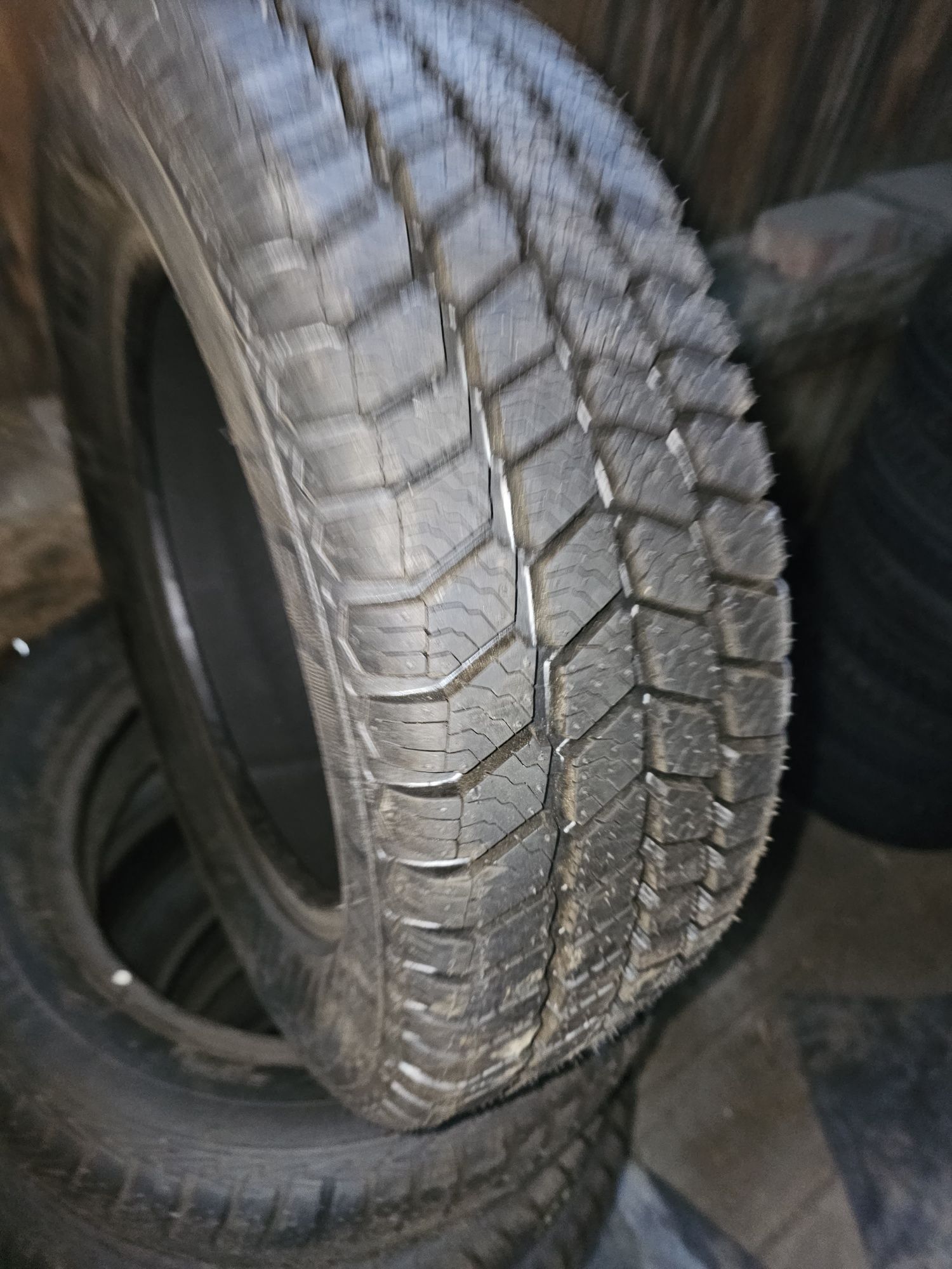 Opony bieżnikowane 195/60 R15 Technik gat.II