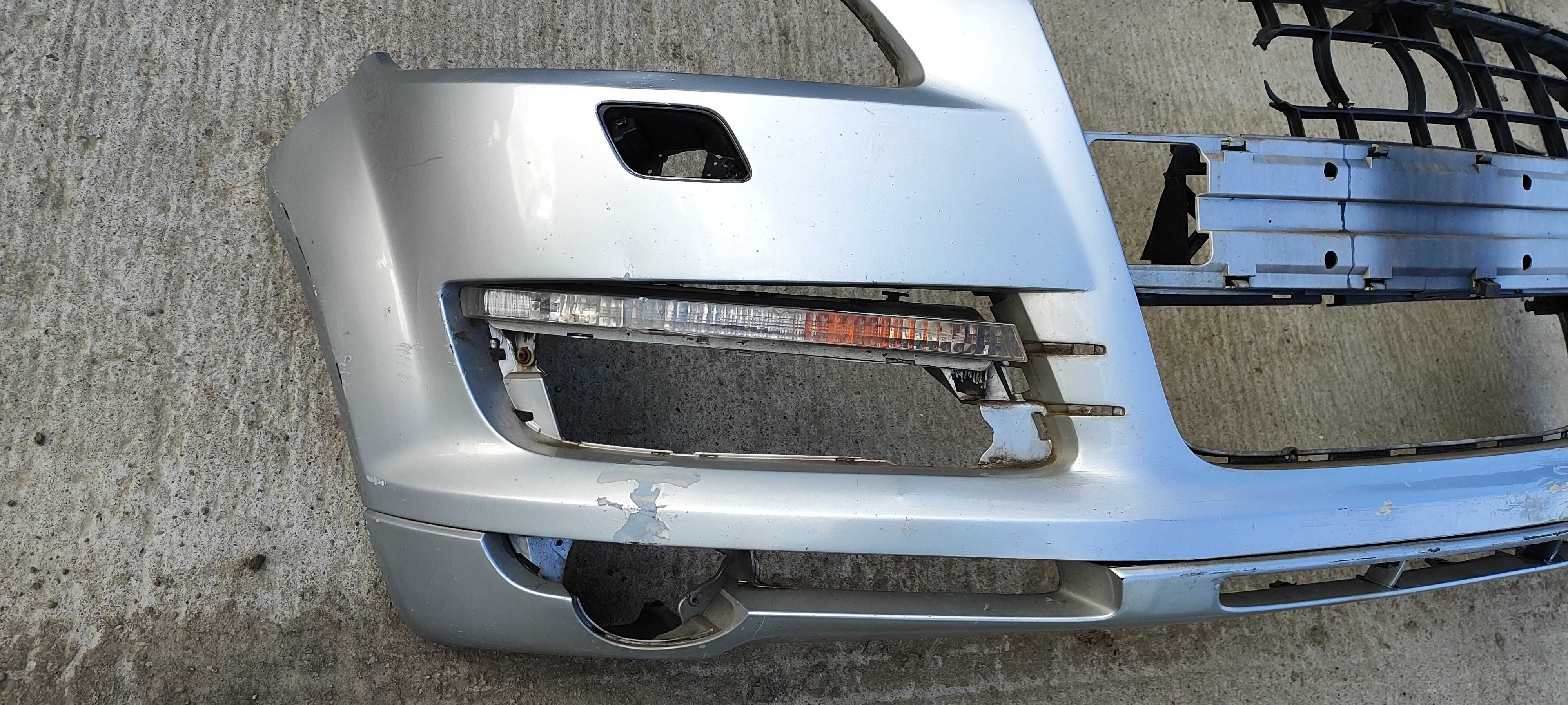 Audi Q7 zderzak przód przedni LY7W