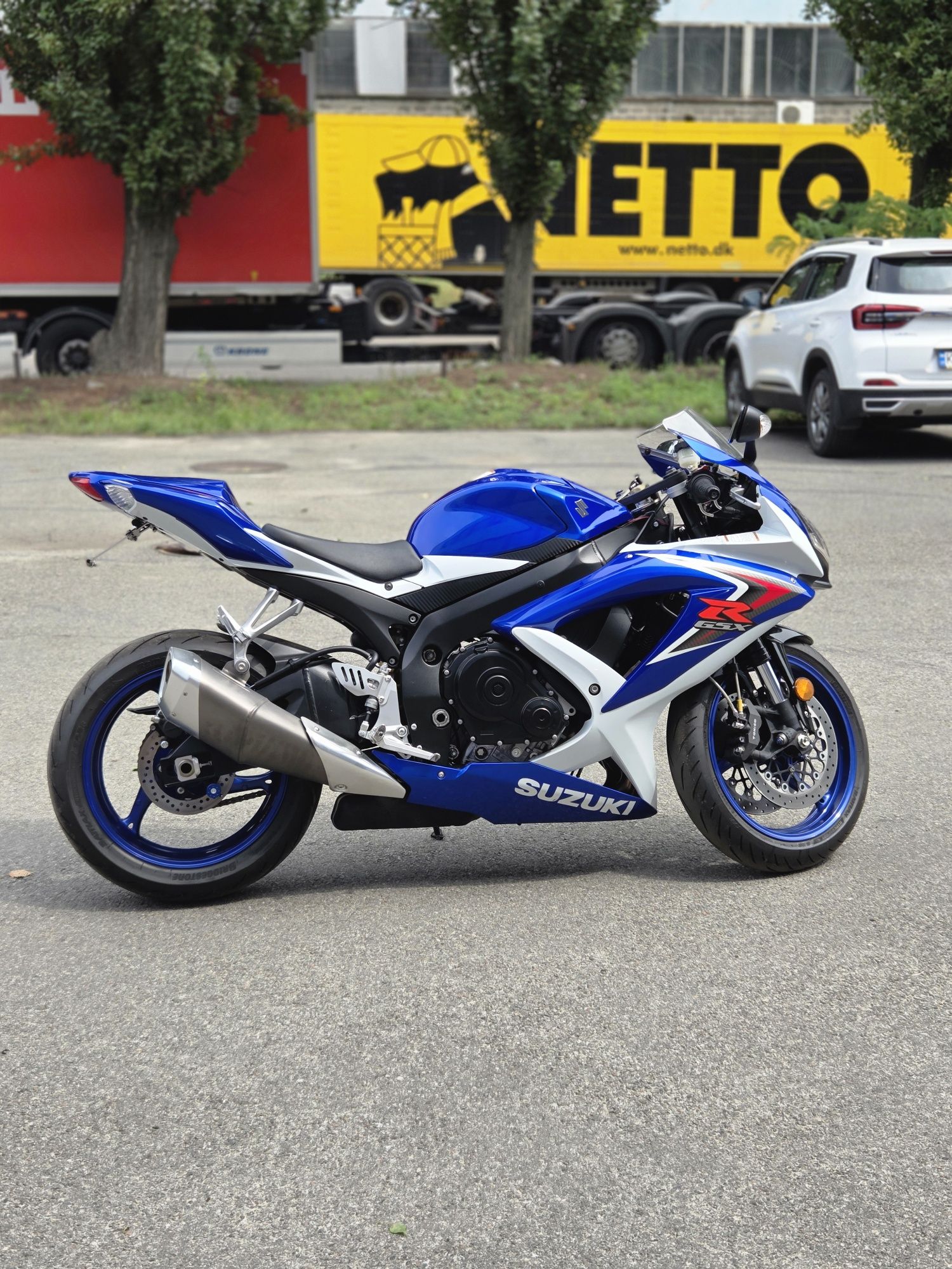 Мотоцикл SUZUKI GSX-R750,СУЗУКИ 750