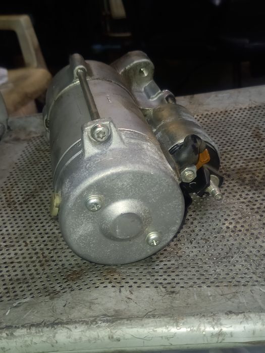 Rozrusznik jaguar xf x250 2.2 d