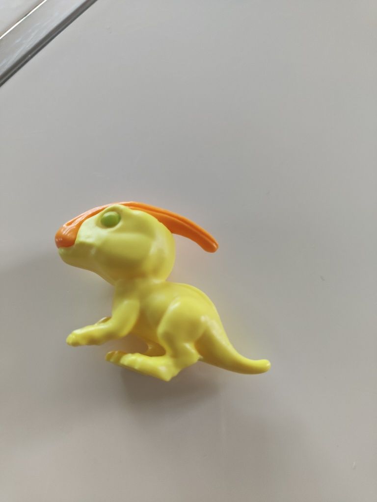 Jurassic world Kinder joy