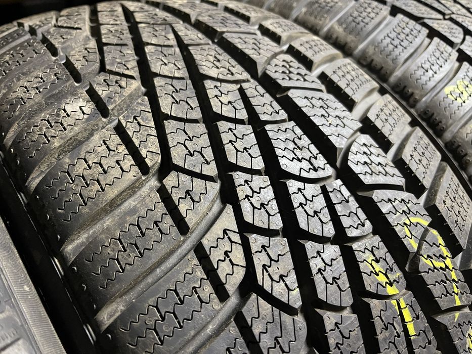 Шини як нові зима 255/45R18 PIRELLI SOTTOZERO 4 або 2шт
