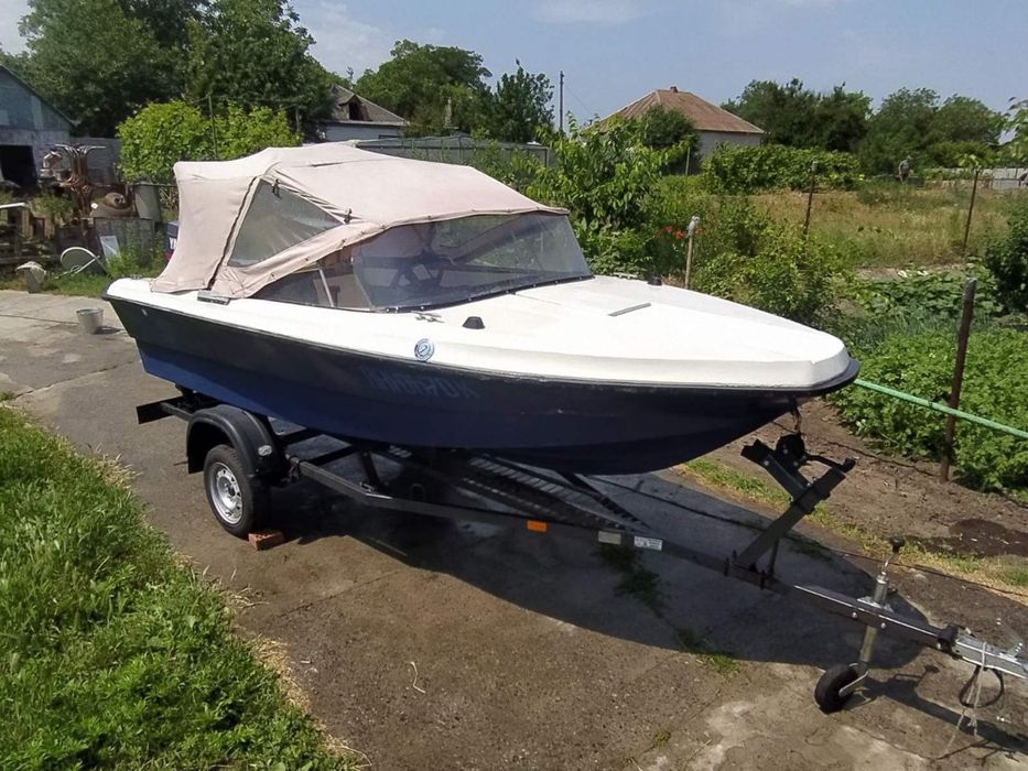 Продам лодку Нептун 3