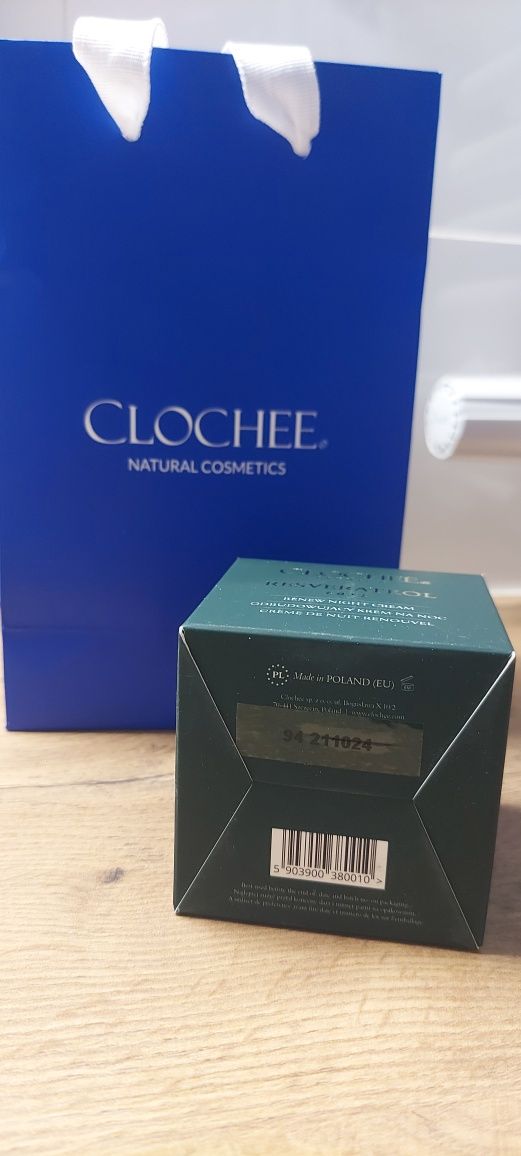 CLOCHEE Premium Resveratrol Care Krem na noc