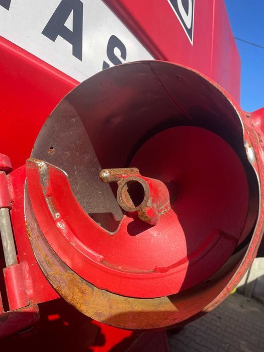 Продам комбайн Массей фергюсон 240