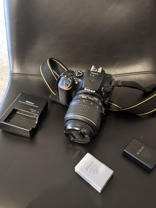 Фотоапарат Nikon d 5600 + сумка і доп. батарейка