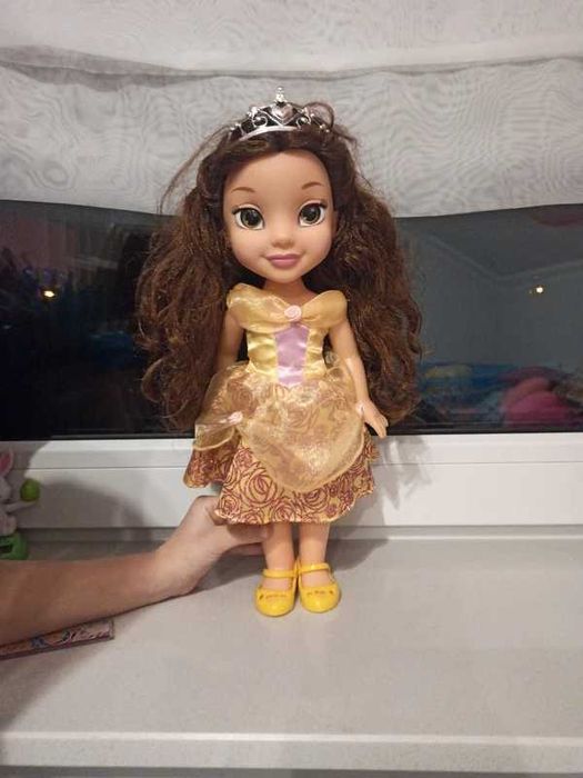 Duża lalka Disney Princes Bella