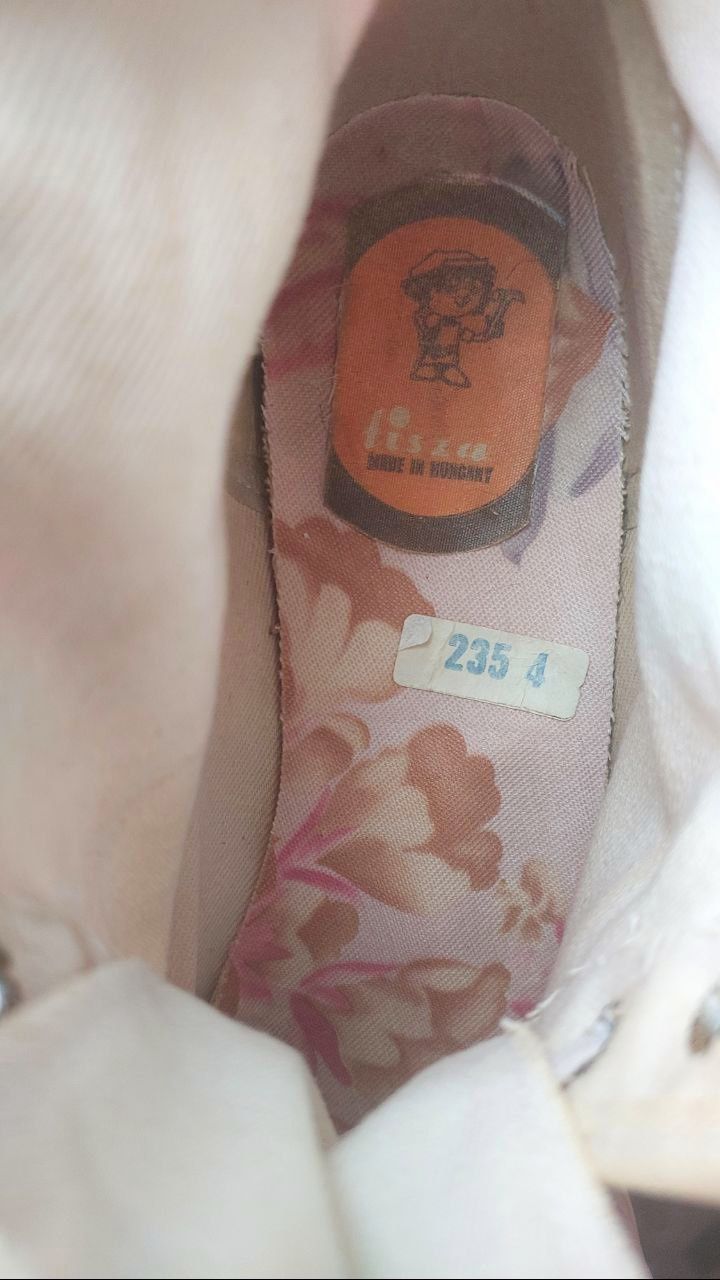 Продам кеди (вінтаж, 80-ті рр.) в гарному стані