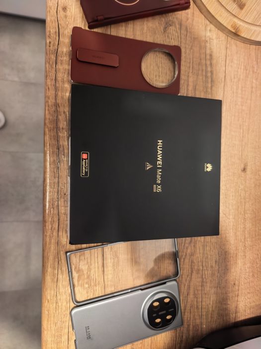 Huawei mate x6 12GB/512GB na gwarancji do 2027 r.
