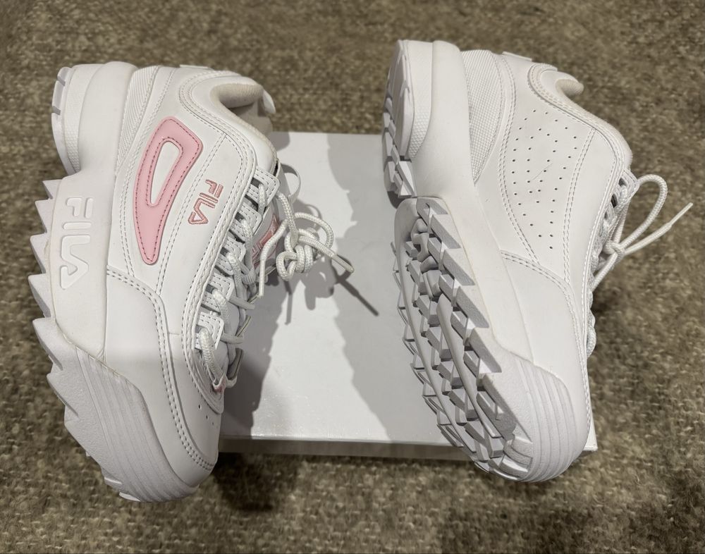 Fila новые женские кроссовки