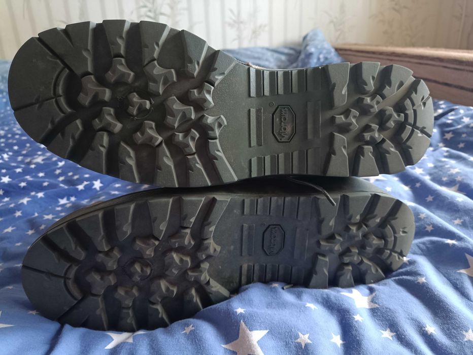 Чоловічі американські берці Vibram