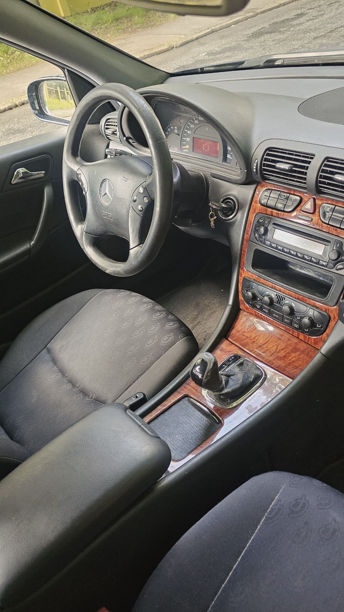 Mercedes C220D C220 diesel automat hak kombi sprawna klimatyzacja