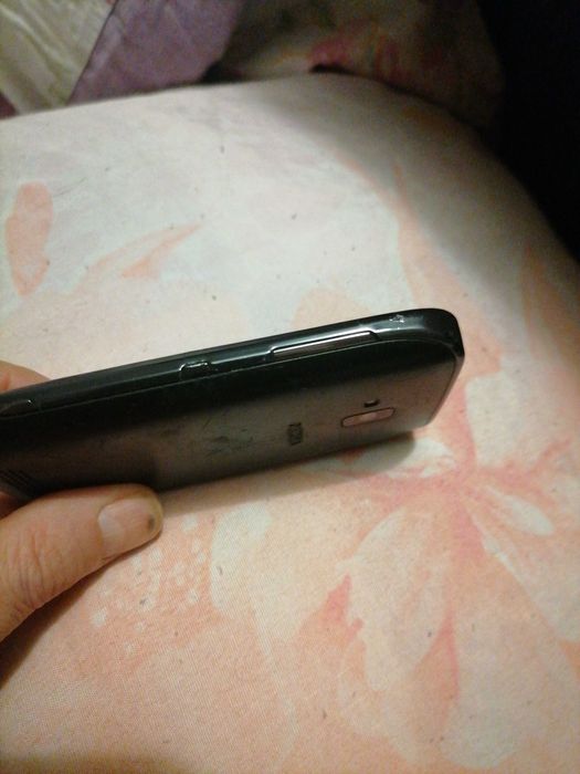 Продам телефон виндовс фон нокия