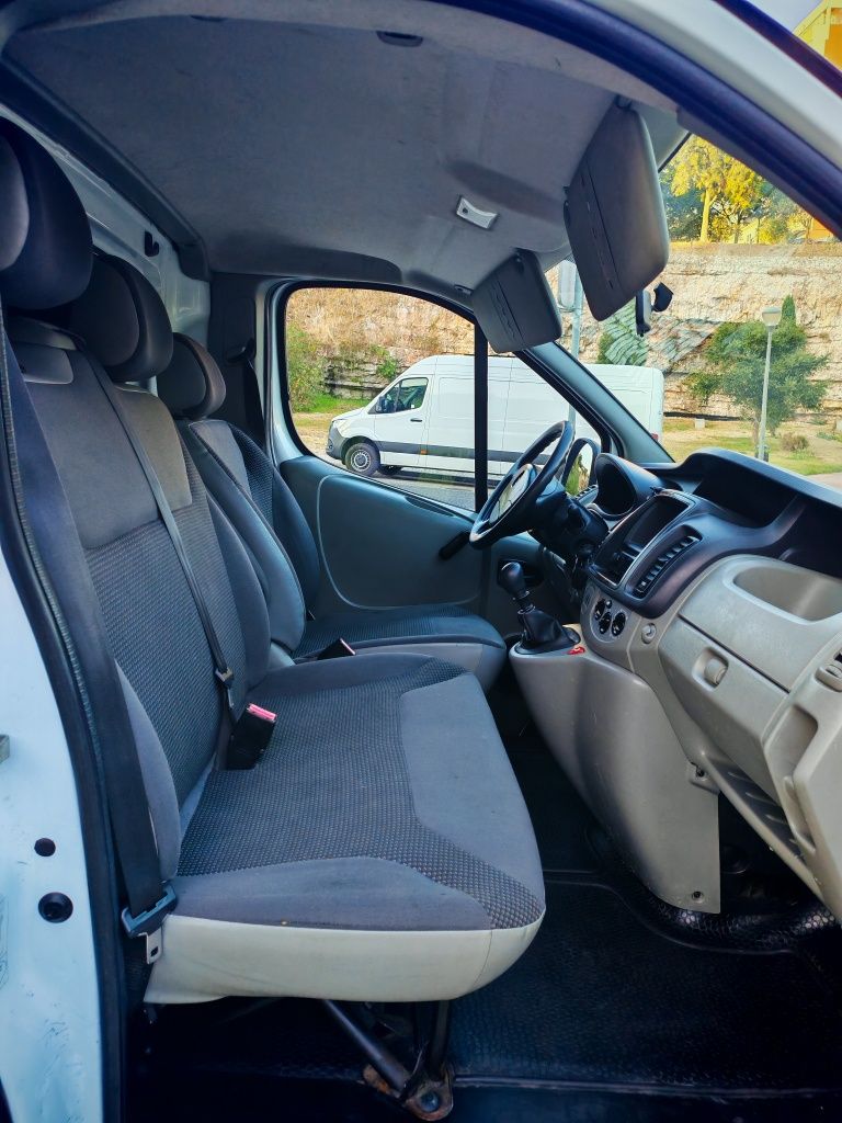 Opel vivaro 2.0 CDTi