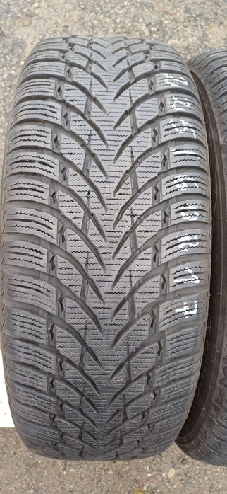 225/60R17 103H NOKIAN , dwie używane opony zimowe.