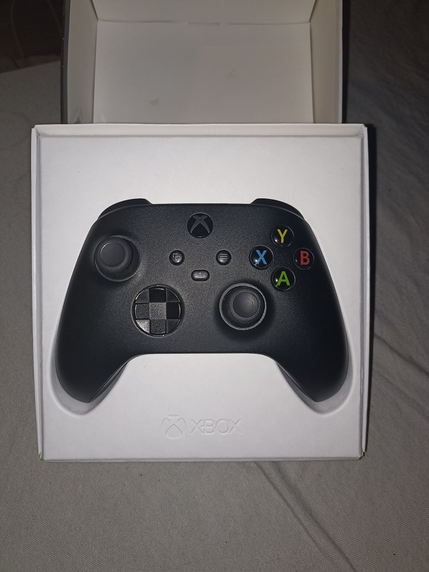 Pad xbox series czarny