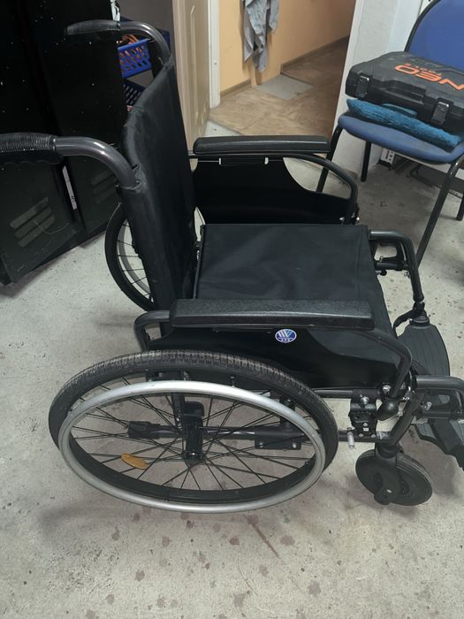 Wózek inwalidzki Vermeiren D-200 Super stan.