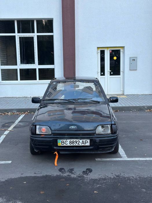 Ford escort 1988
