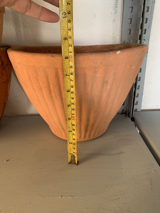Vasos de barro para parede