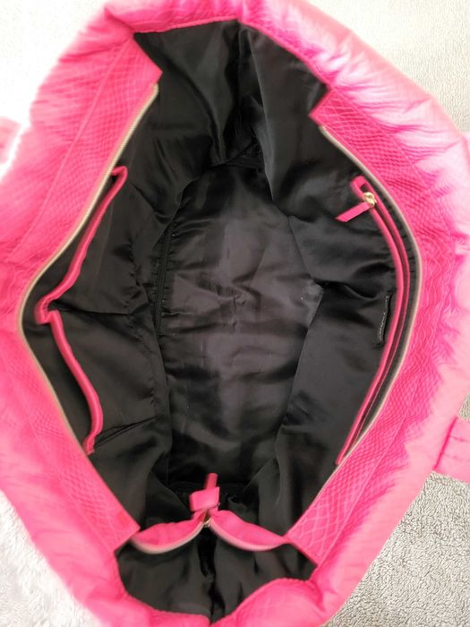 Pink Victoria's Secret bag