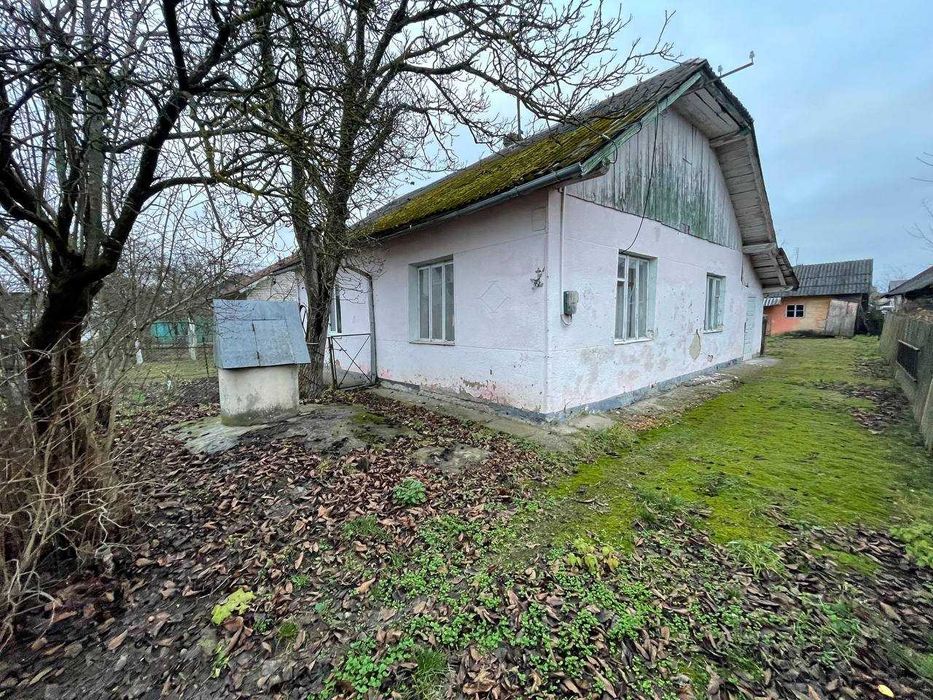 Продаж будинку в с. Лисець