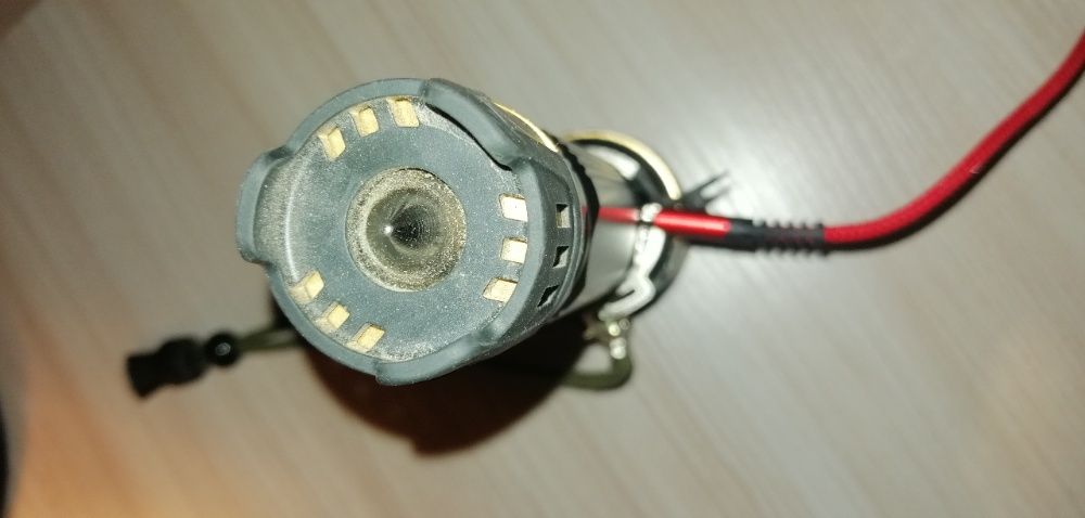 Latarka z akumulatorkiem 3,7 V 4800 mAh