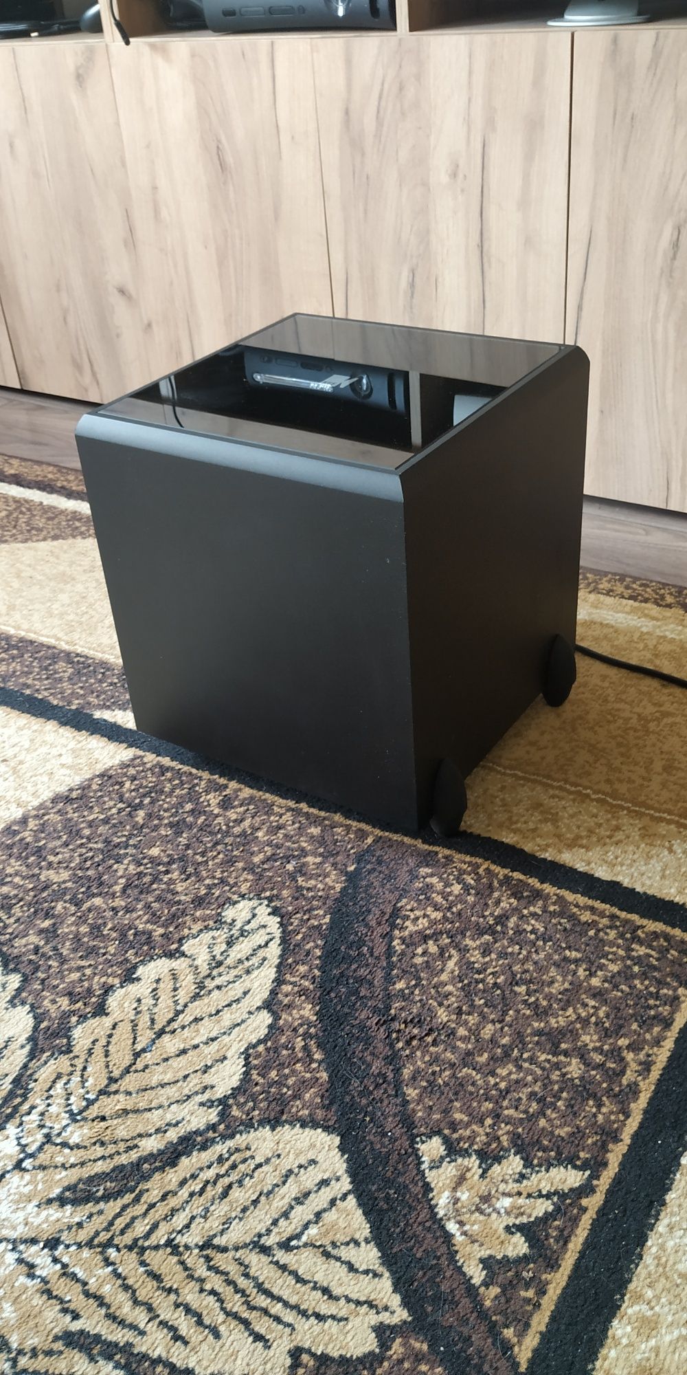 Subwoofer aktywny KEF PSW 2010