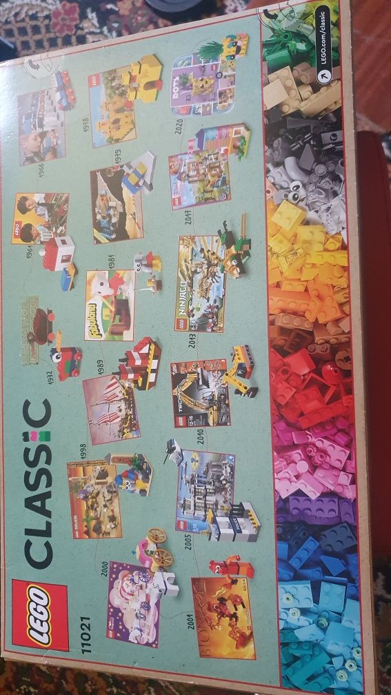 LEGO® 11021 Classic - 90 lat zabawy