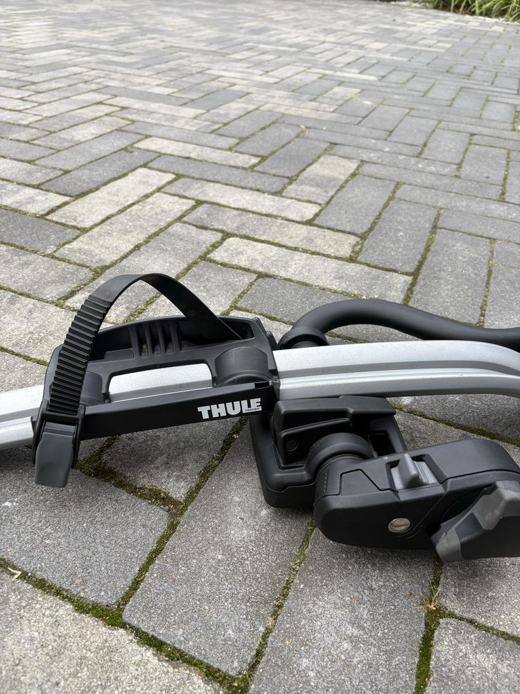 Super bagażnik dachowy rowerowy THULE PRORIDE 598, stan jak nowy