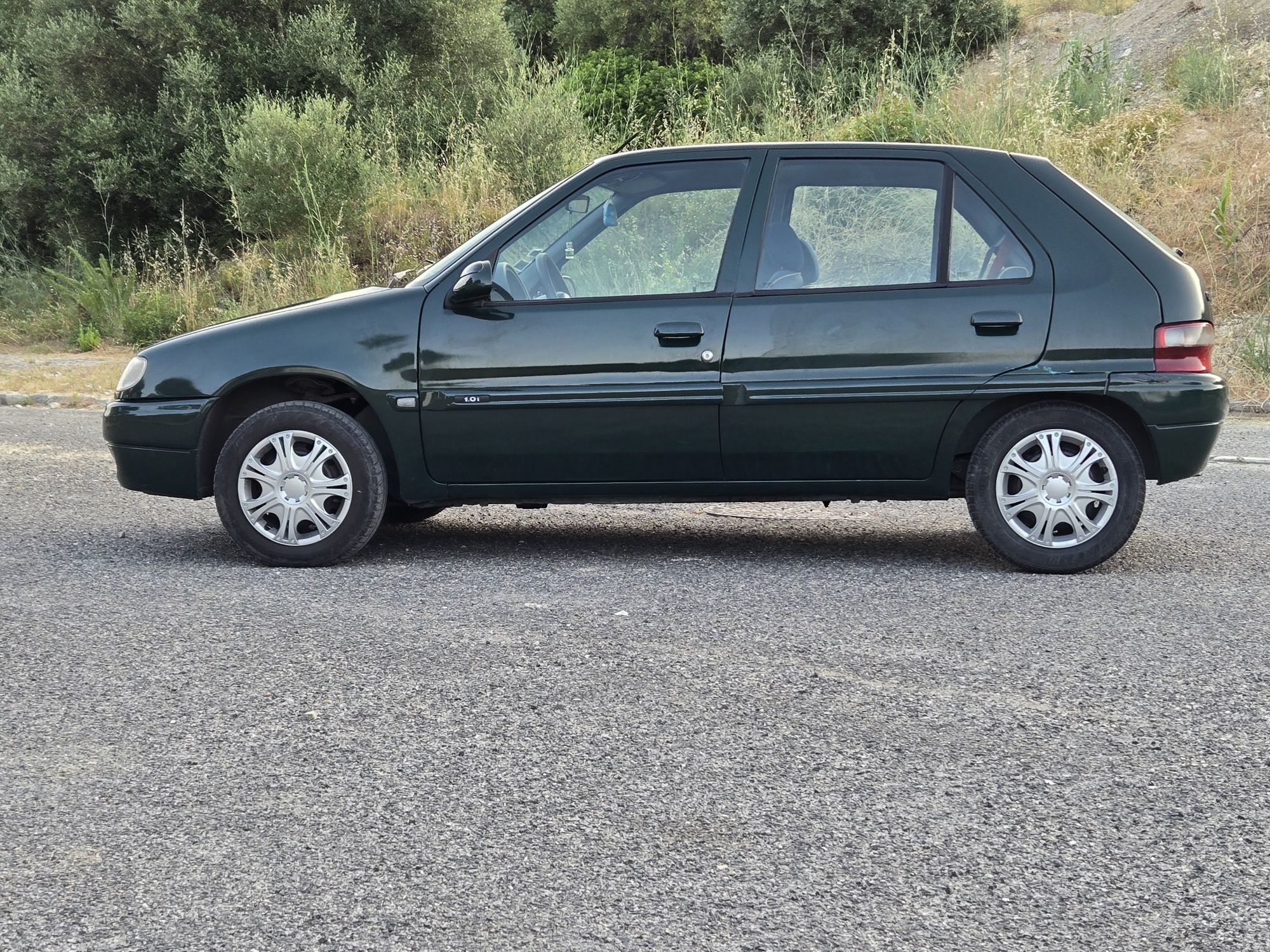 Citroën saxo com pouco kms!!!