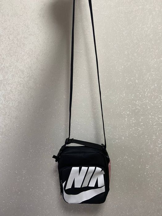 Барсетка сумка Nike Big Swoosh