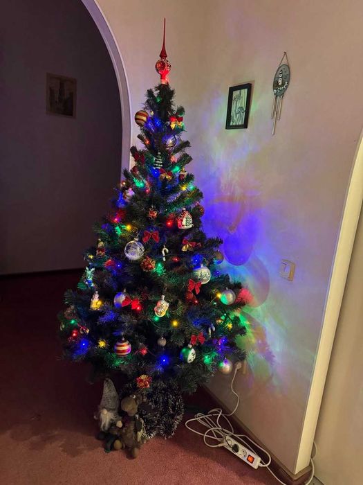 Штучна ялинка 1,8 метра