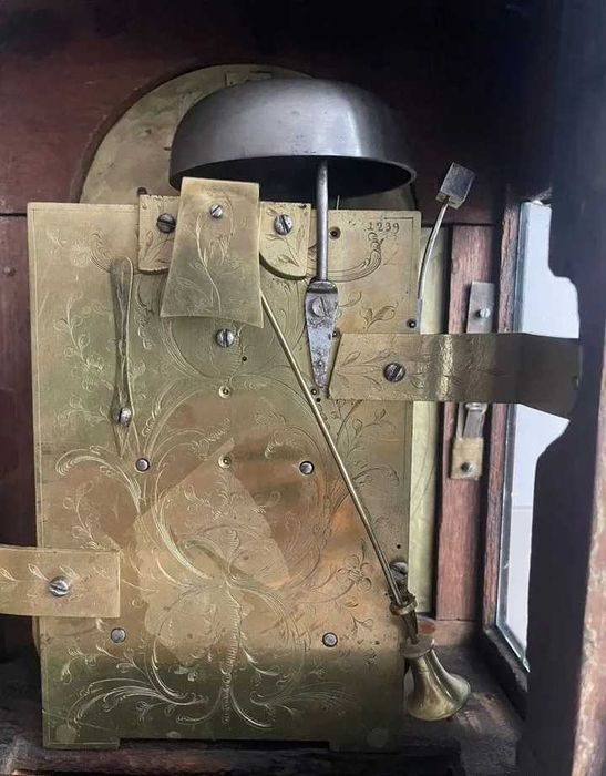 Zabytkowy angielski zegar kominkowy