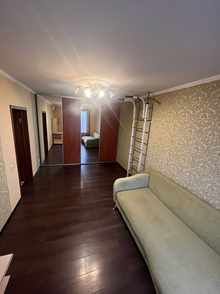 Соснова ,7  квартира 39м2