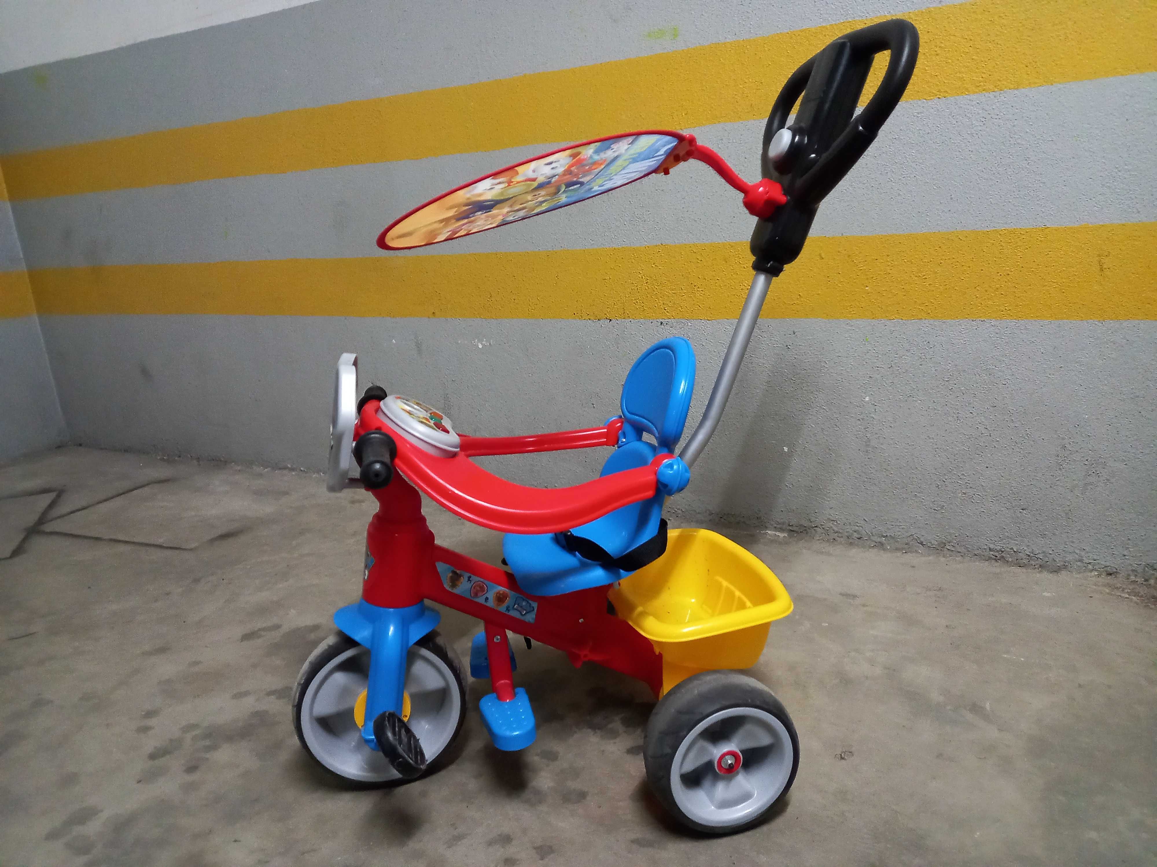 Triciclo Patrulha Pata