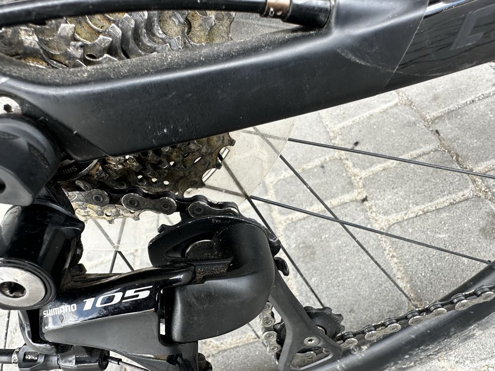 Продам Велосипед GIANT FASTROAD карбоновий