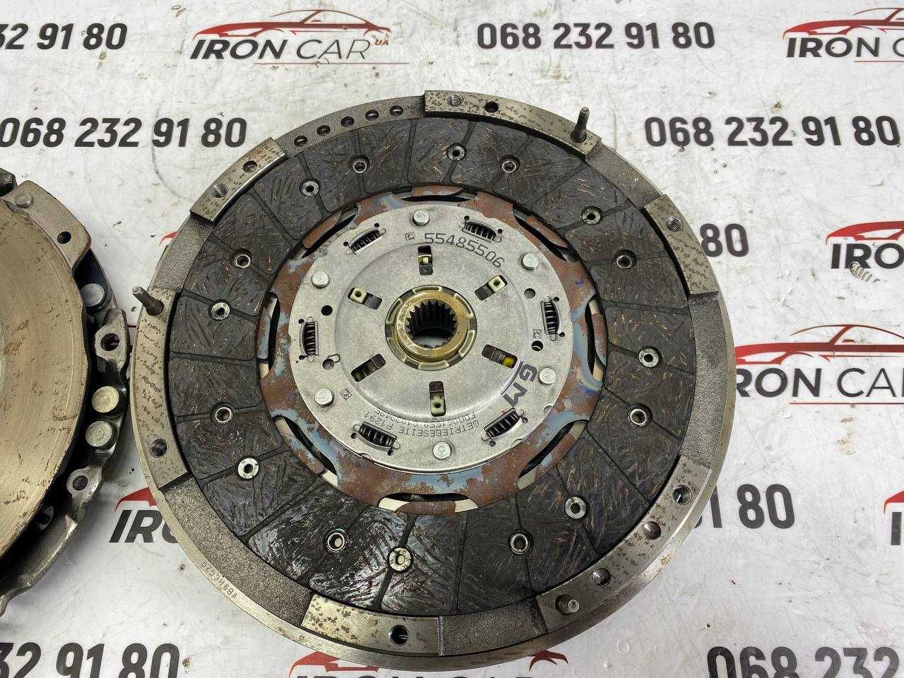 Комплект зчеплення Opel Astra Meriva Zafira 1.6 CDTI 55513161