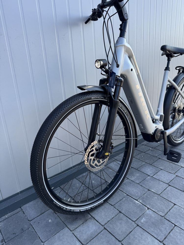Rower Elektryczny  TREK ALLANT+ 7
