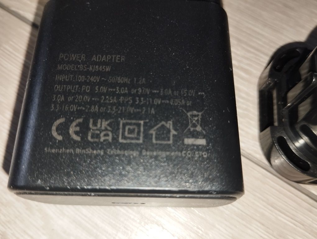 Usb-C power adapter