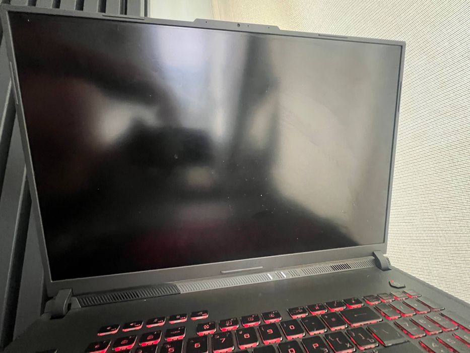 Laptop ASUS ROG Strix G18 (G814JV)